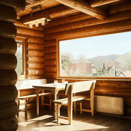 Long Rock Chalet *